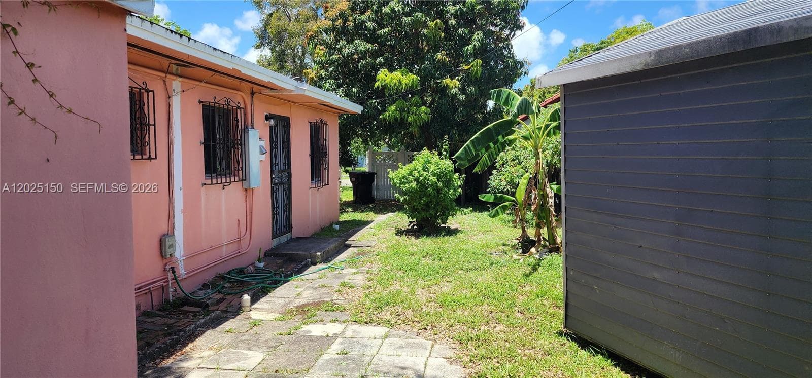 901 NE 160th Ter, North Miami Beach FL 33162 — 19