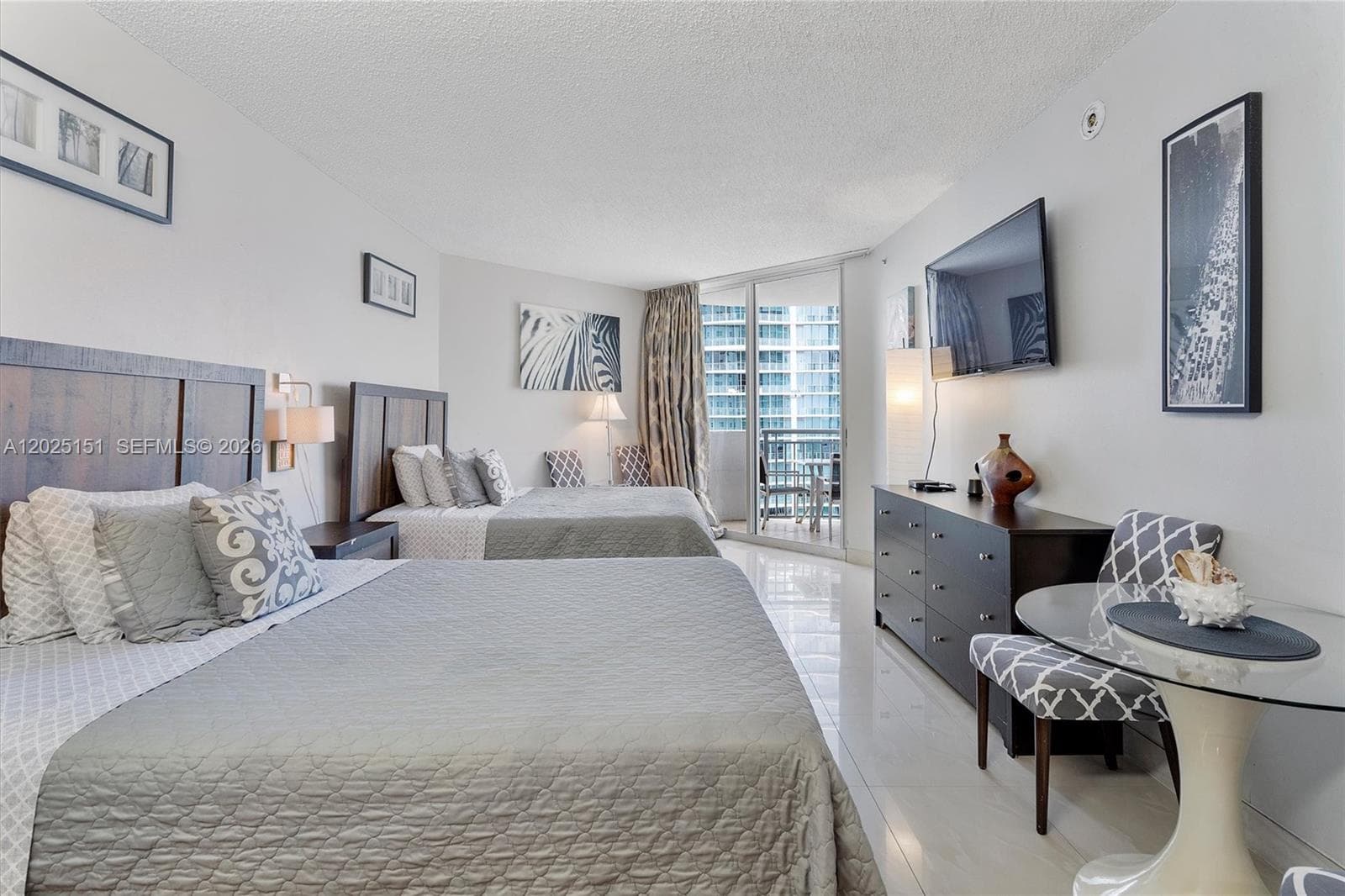 17375 Collins Ave # 1507, Sunny Isles Beach FL 33160 — 2
