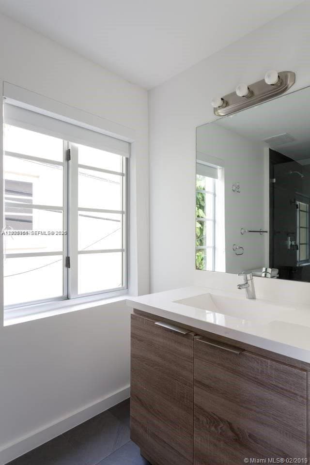 1450 Meridian Ave # 201, Miami Beach FL 33139 — 14