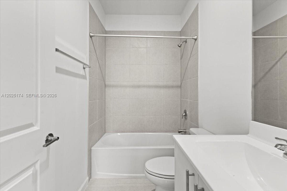 35779 SW 178th Ct, Miami FL 33034 — 27
