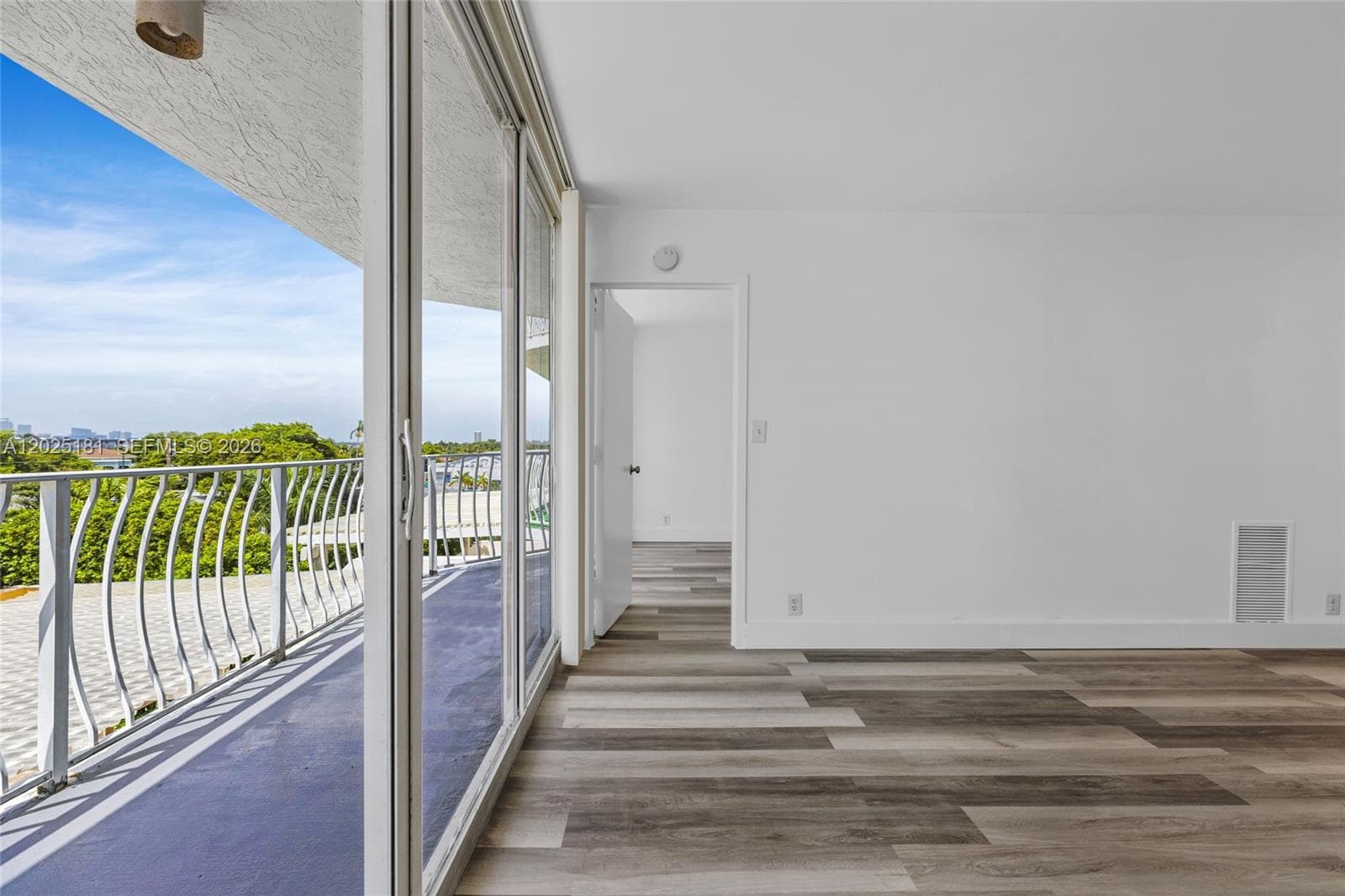 7601 E Treasure Dr # 506, North Bay Village FL 33141 — 12