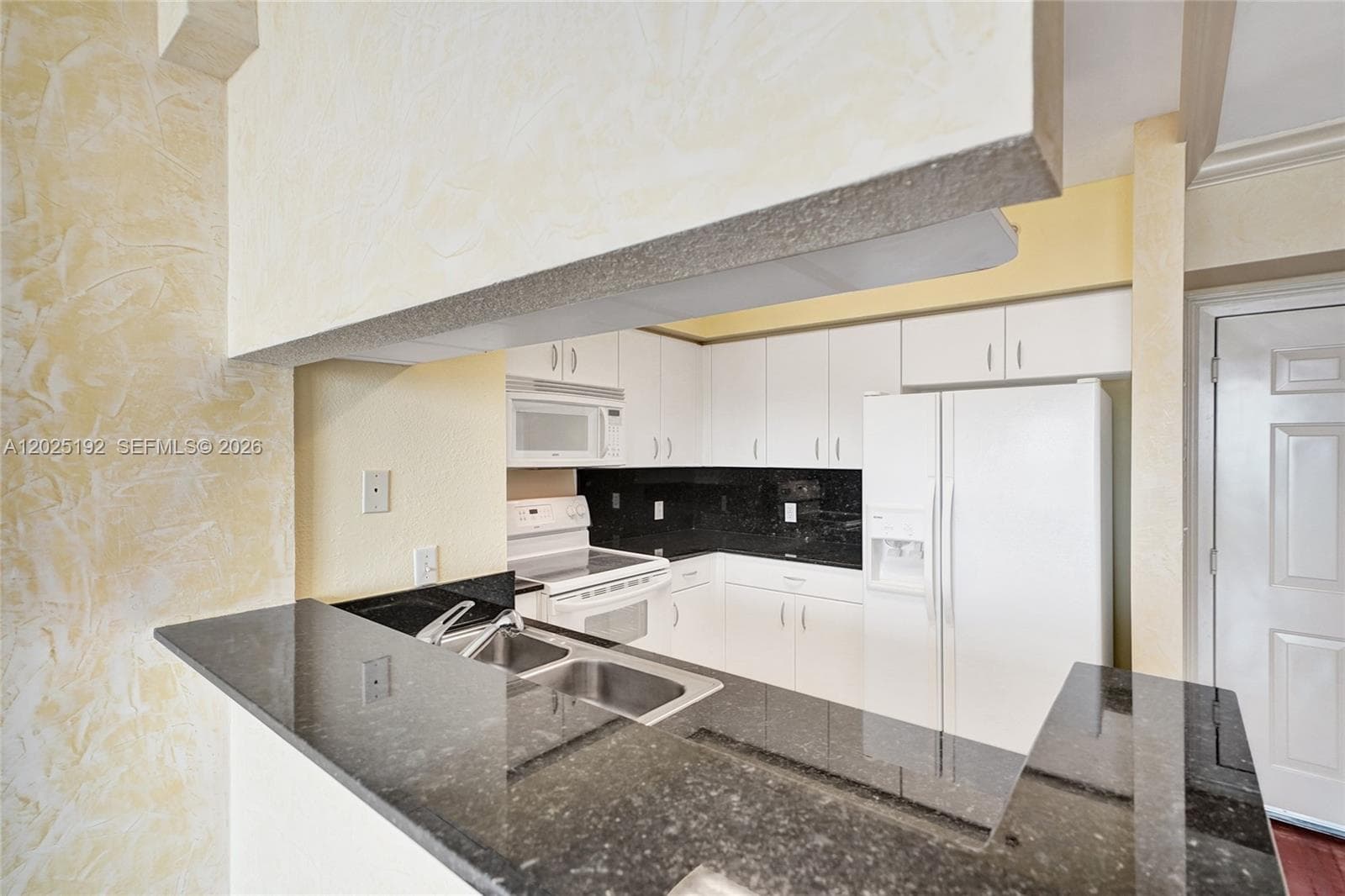 1625 Kennedy Cswy # 1207C, North Bay Village FL 33141 — 14