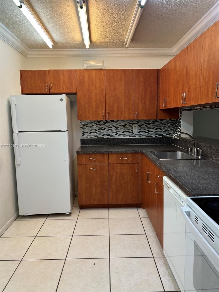 8400 SW 133rd Ave Rd # 121, Miami FL 33183 — 28