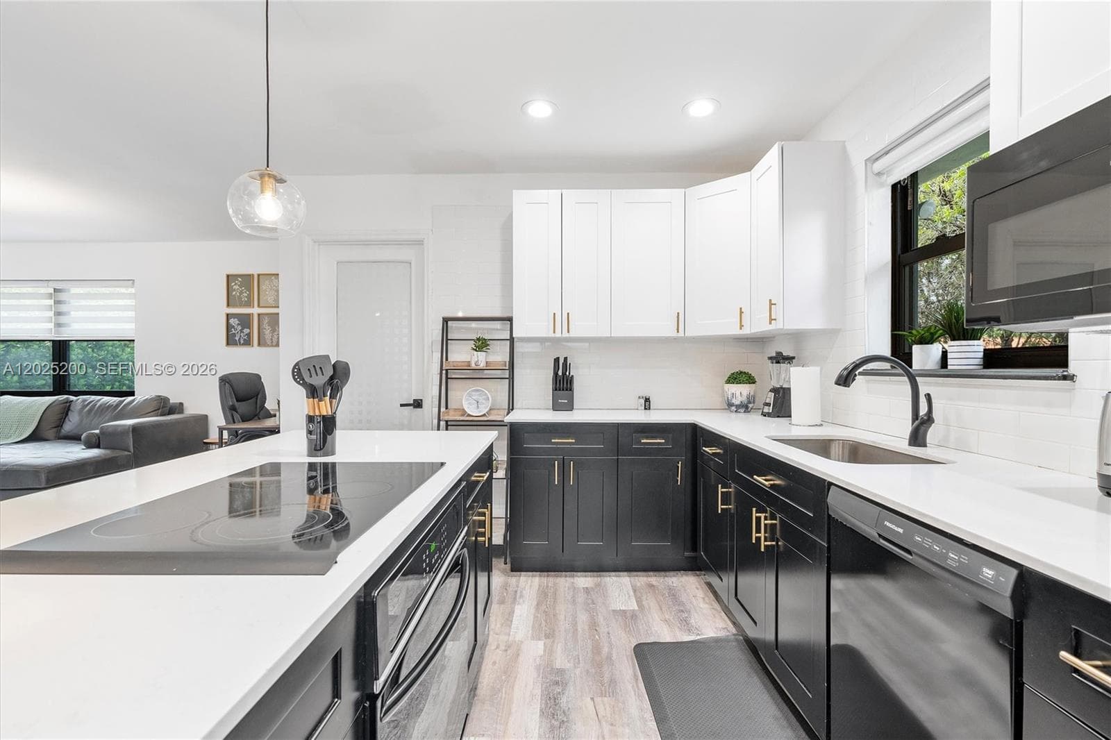 Fulford By The Sea Sec I, North Miami Beach, FL — 14