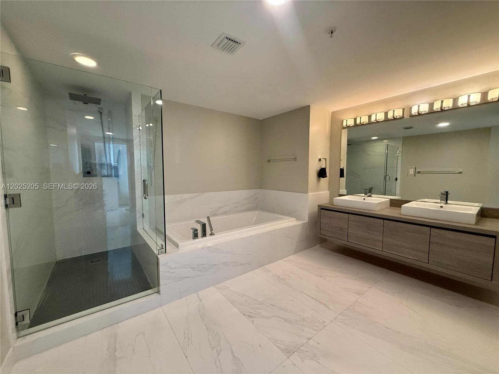 400 Sunny Isles Blvd # 1404, Sunny Isles Beach FL 33160 — 13