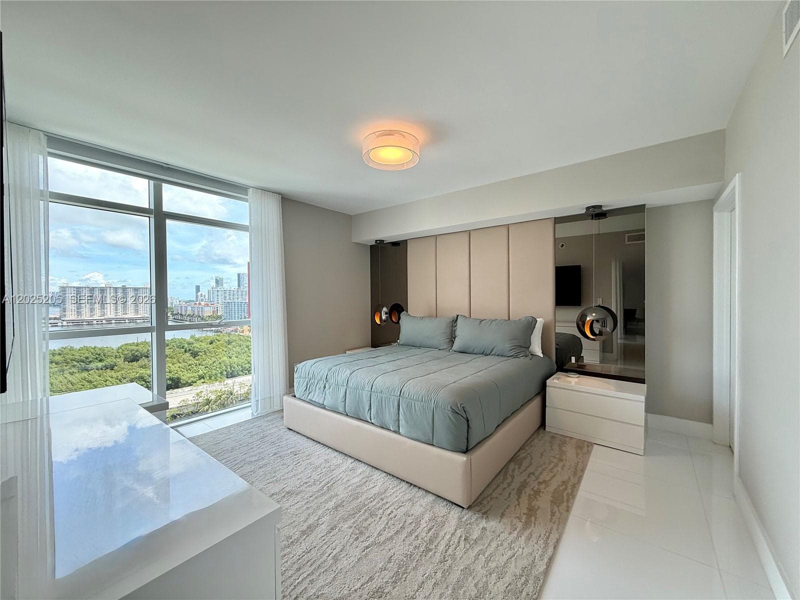 400 Sunny Isles Blvd # 1404, Sunny Isles Beach FL 33160 — 12
