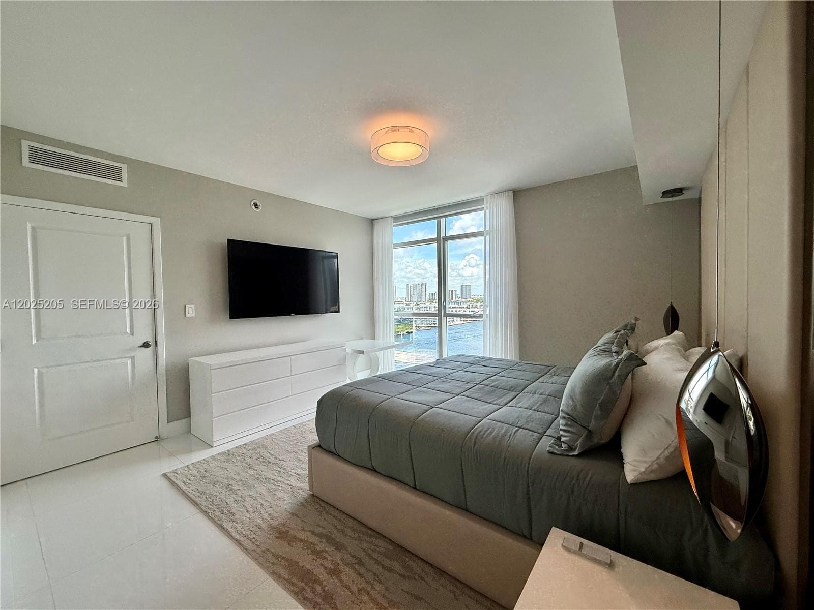 400 Sunny Isles Blvd # 1404, Sunny Isles Beach FL 33160 — 15