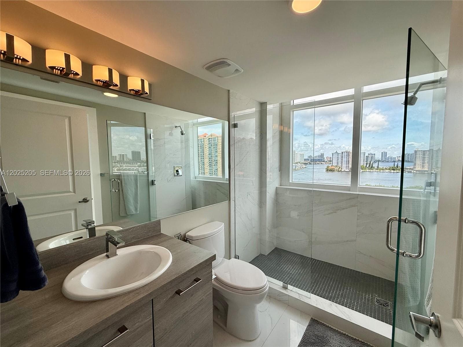 400 Sunny Isles Blvd # 1404, Sunny Isles Beach FL 33160 — 19