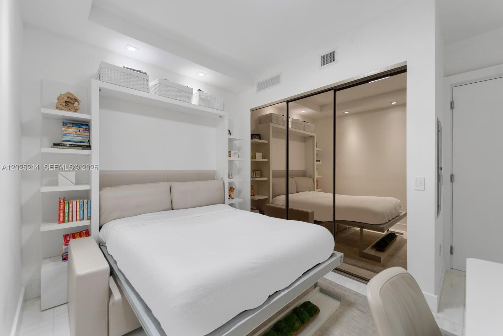 10203 Collins Ave # 403, Bal Harbour FL 33154 — 34