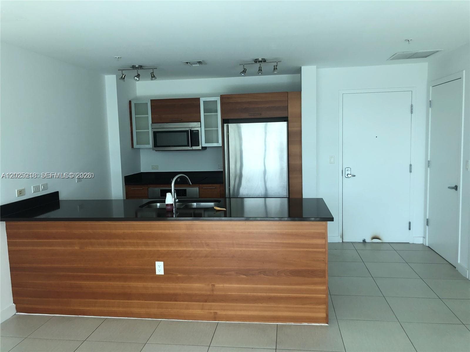 3301 NE 1 AVE # H1003, Miami FL 33137 — 7
