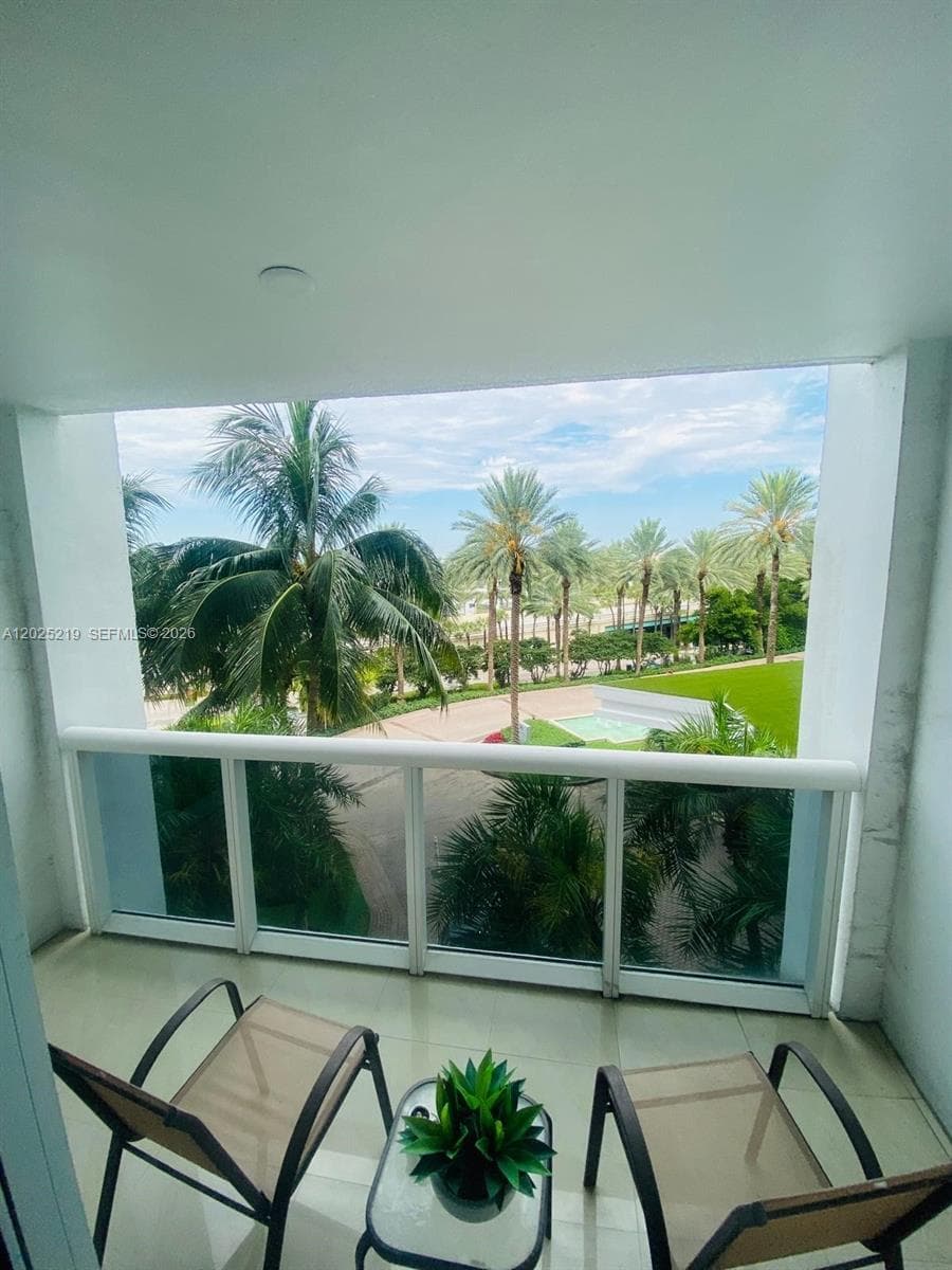 10275 E Collins Ave # 324, Bal Harbour FL 33154 — 12