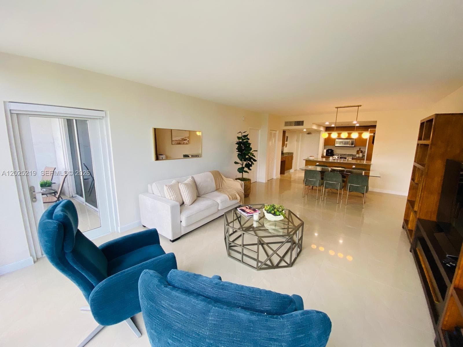 10275 E Collins Ave # 324, Bal Harbour FL 33154 — 10