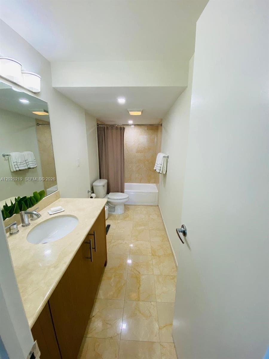 10275 E Collins Ave # 324, Bal Harbour FL 33154 — 11