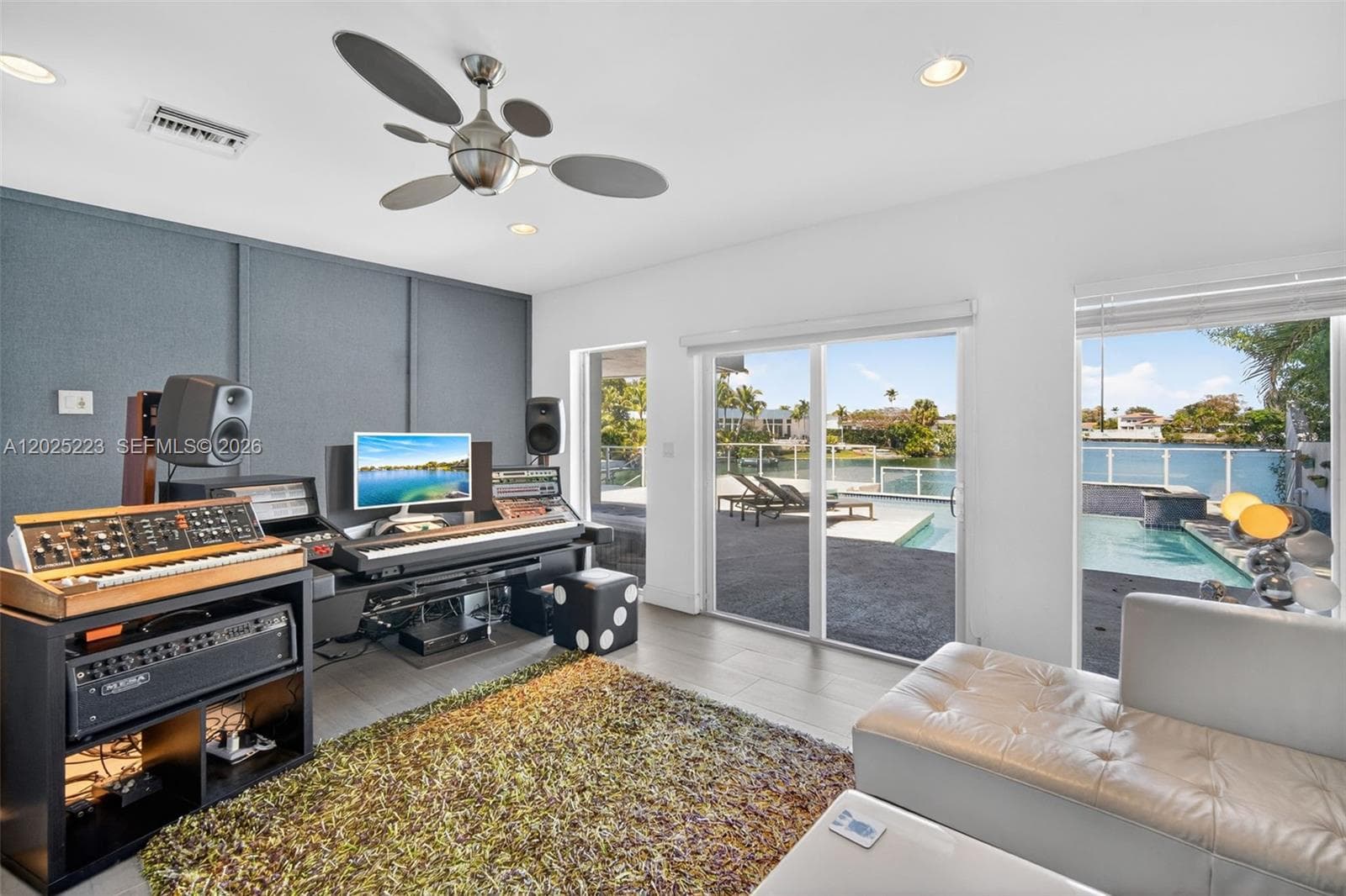 2091 NE 191st Dr, North Miami Beach FL 33179 — 15
