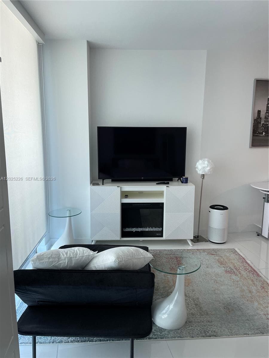 1100 S MIAMI AVE # 3306, Miami FL 33130 — 26