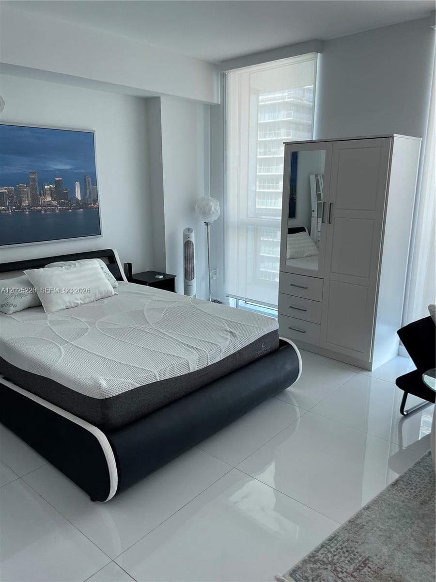 1100 S MIAMI AVE # 3306, Miami FL 33130 — 21