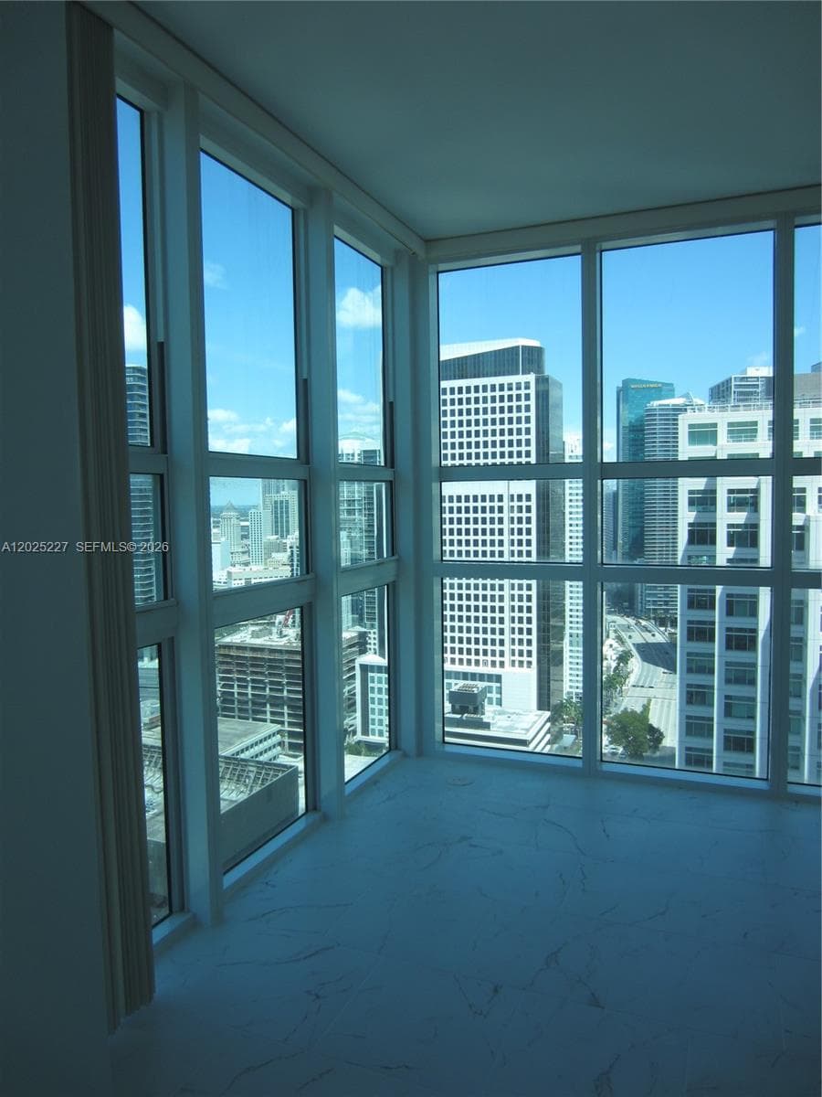 951 BRICKELL AV # 3401, Miami FL 33131 — 5