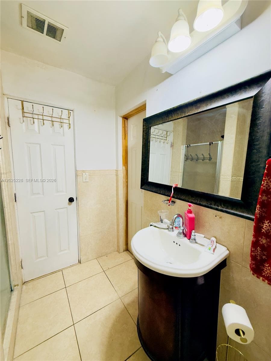 4521 NW 179th St, Miami Gardens FL 33055 — 39
