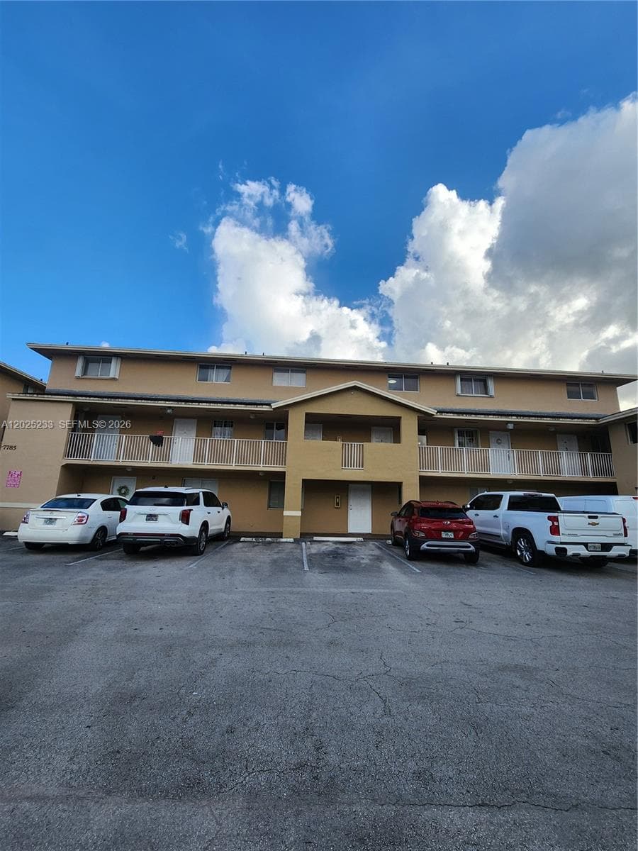 7785 W 30th Ct # 203, Hialeah FL 33018 — 2