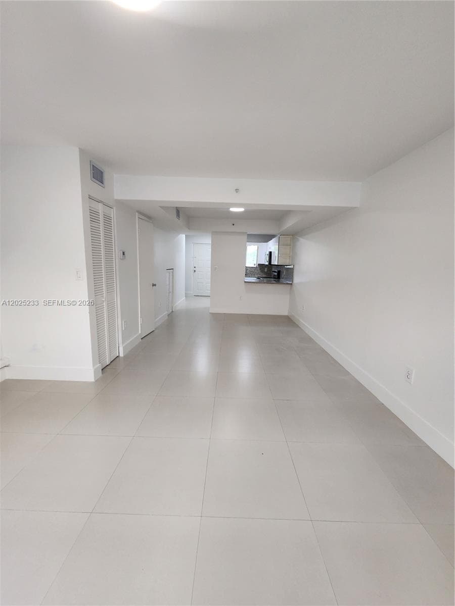 7785 W 30th Ct # 203, Hialeah FL 33018 — 12