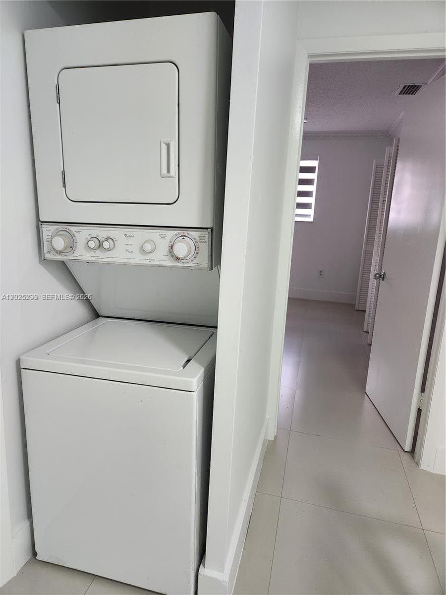 7785 W 30th Ct # 203, Hialeah FL 33018 — 25