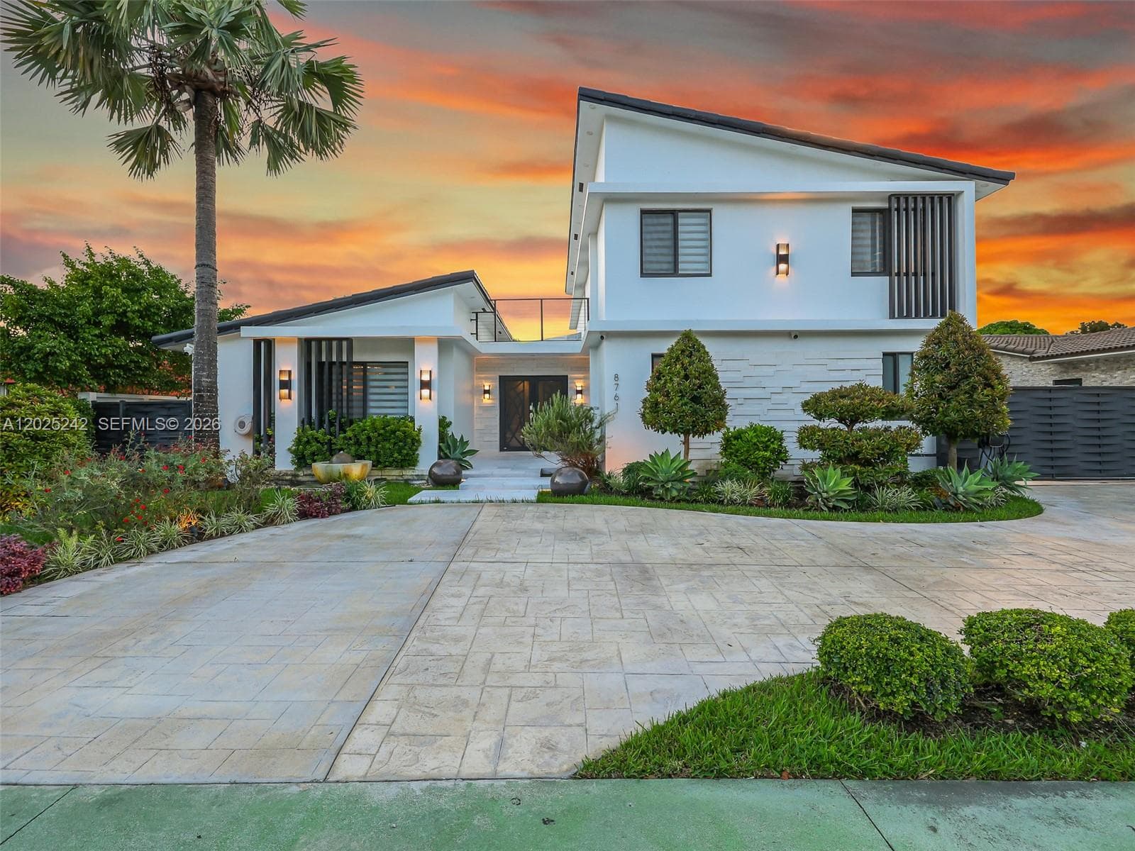 8761 SW 56th St, Miami FL 33165 — 2