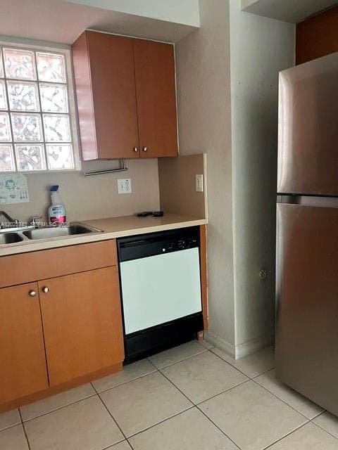 650 Palm Ave # A2, Hialeah FL 33010 — 2