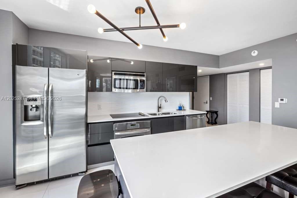31 SE 6th St # 2101, Miami FL 33131 — 5