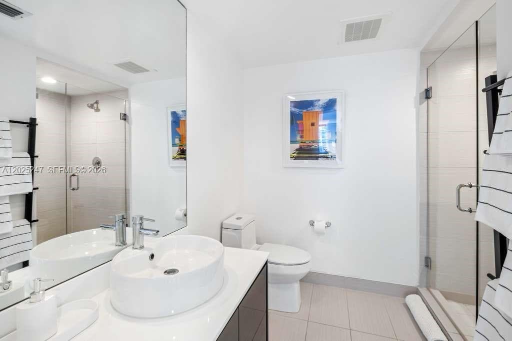31 SE 6th St # 2101, Miami FL 33131 — 11