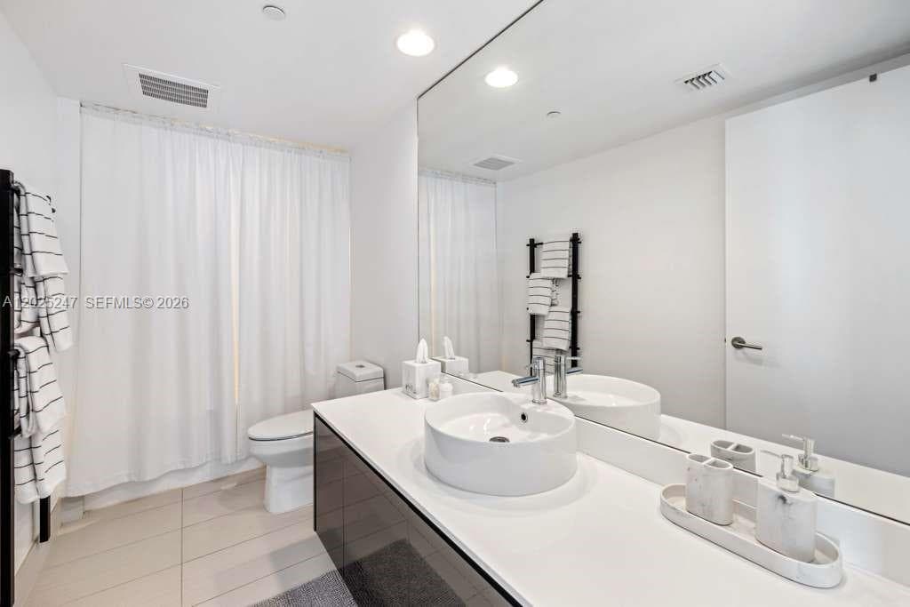 31 SE 6th St # 2101, Miami FL 33131 — 8