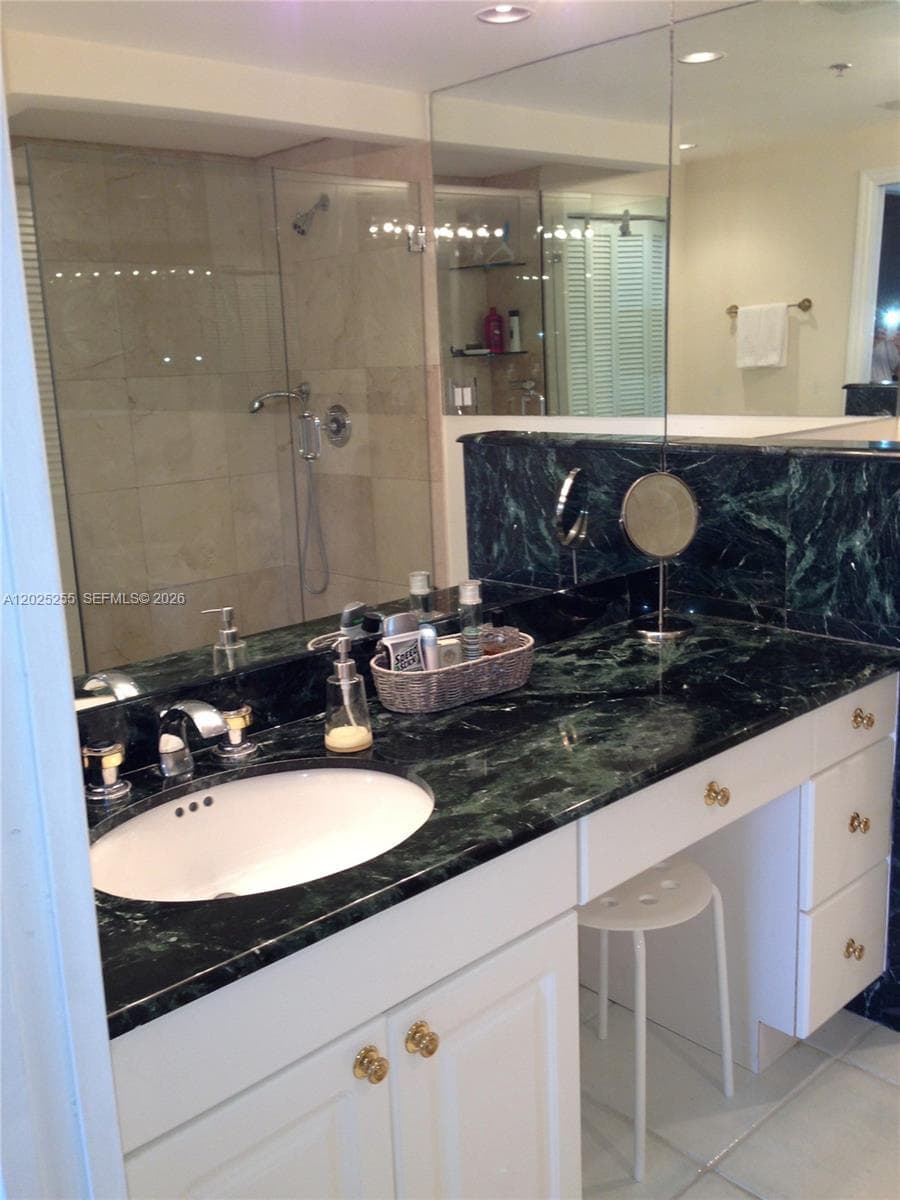 201 Crandon Blvd # 1027, Key Biscayne FL 33149 — 7