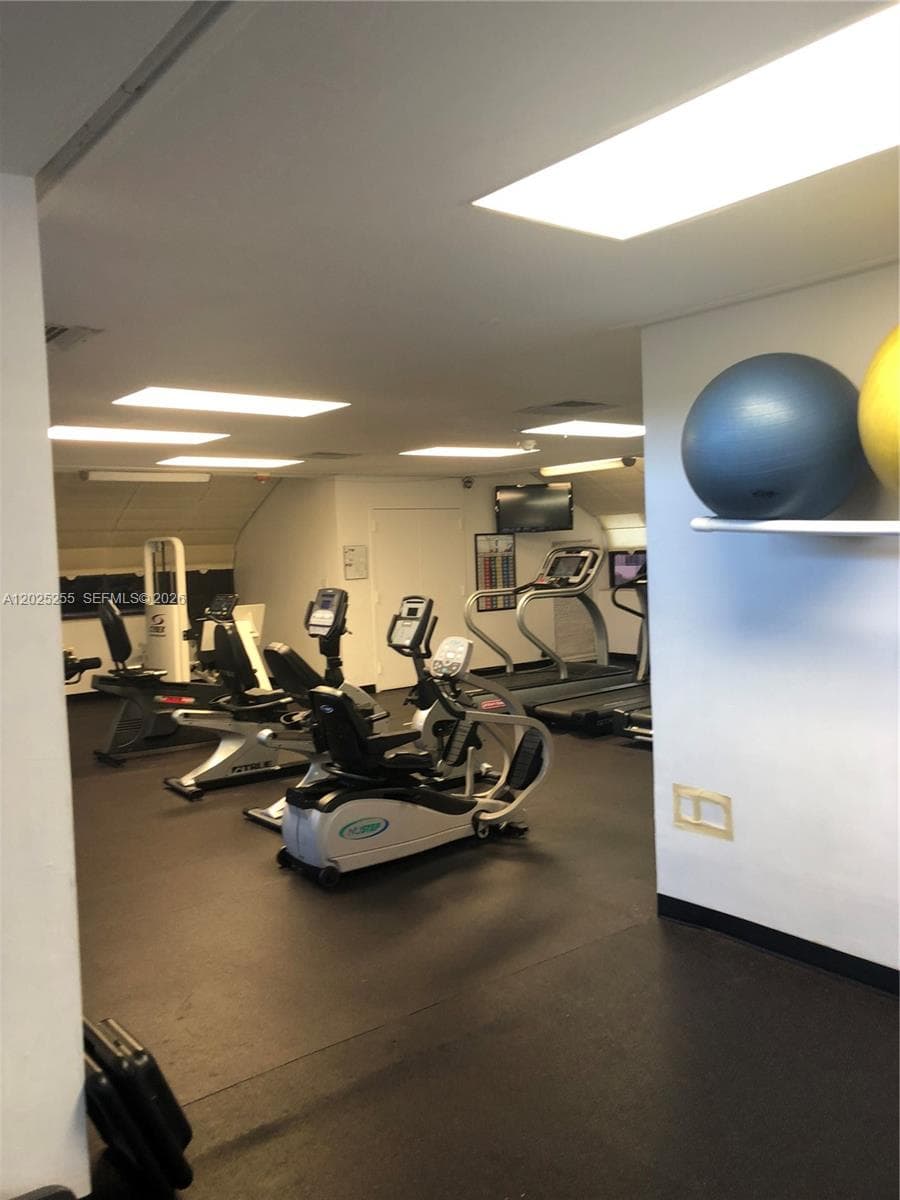 201 Crandon Blvd # 1027, Key Biscayne FL 33149 — 14
