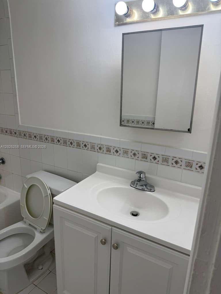 251 NW 177th St # 111, Miami Gardens FL 33169 — 9