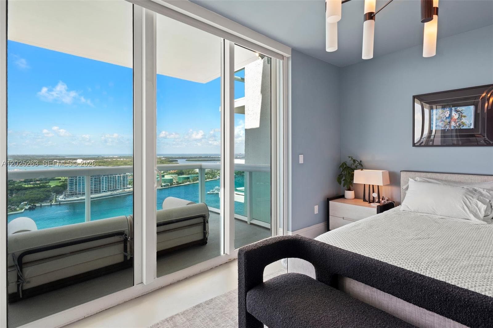 1000 S Pointe Dr # 2803, Miami Beach FL 33139 — 26