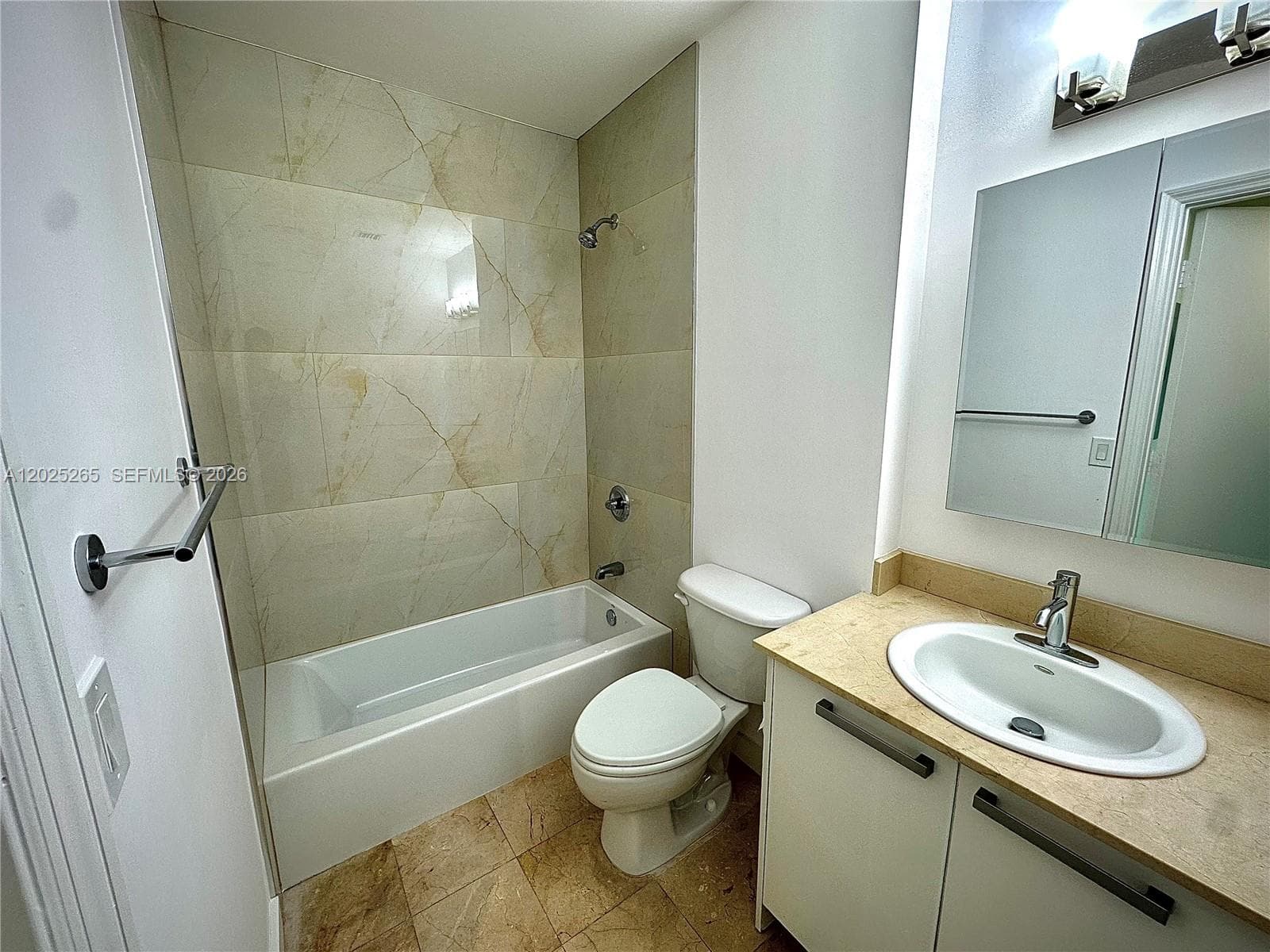 2525 SW 3rd Ave # 705, Miami FL 33129 — 11