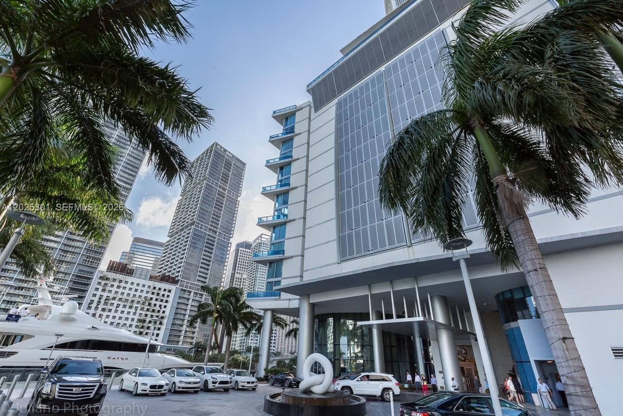 200 Biscayne Boulevard Way # 3102, Miami FL 33131 — 36