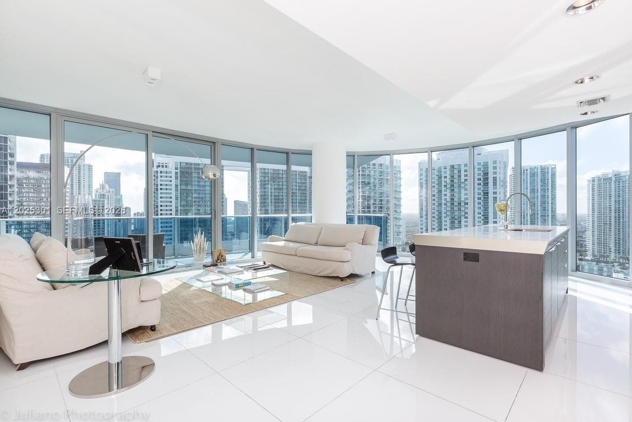 200 Biscayne Boulevard Way # 3102, Miami FL 33131 — 5