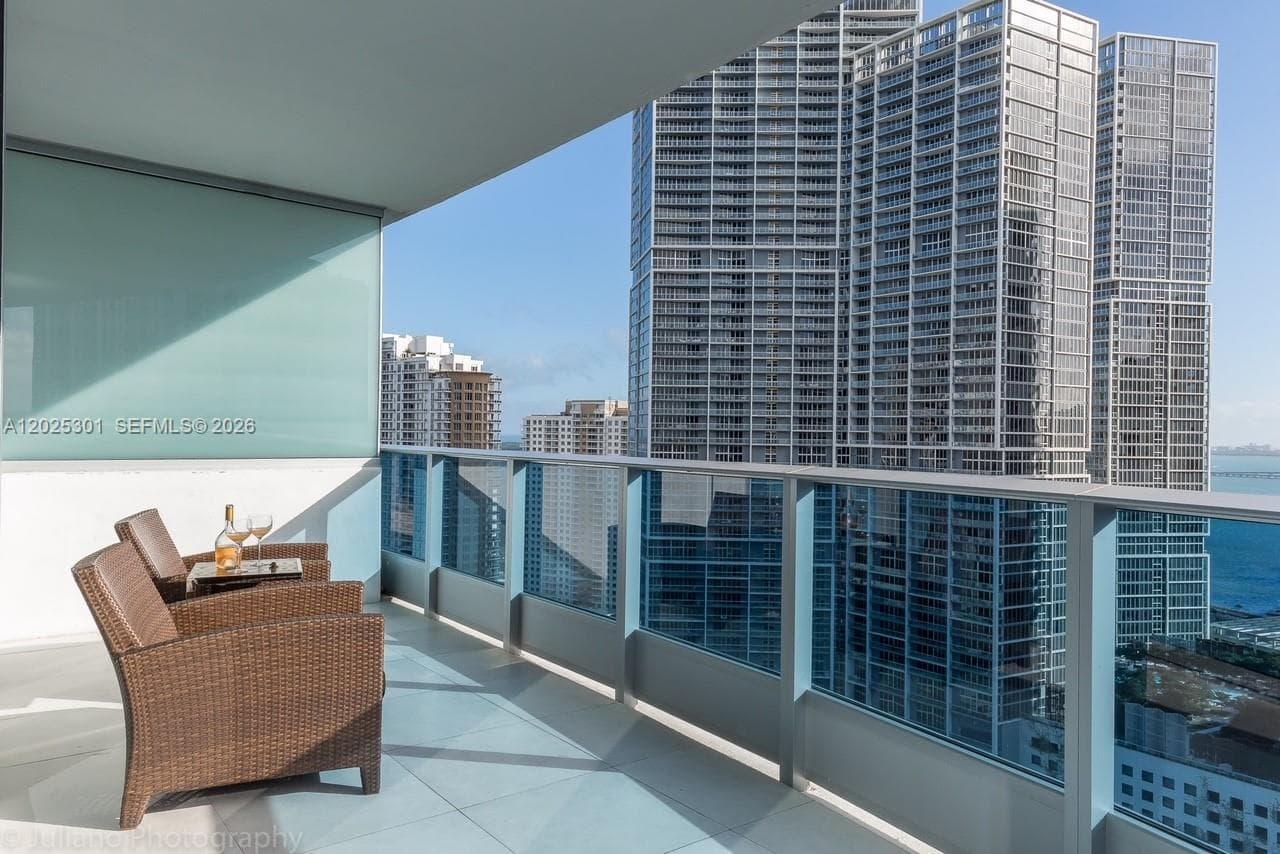 200 Biscayne Boulevard Way # 3102, Miami FL 33131 — 10
