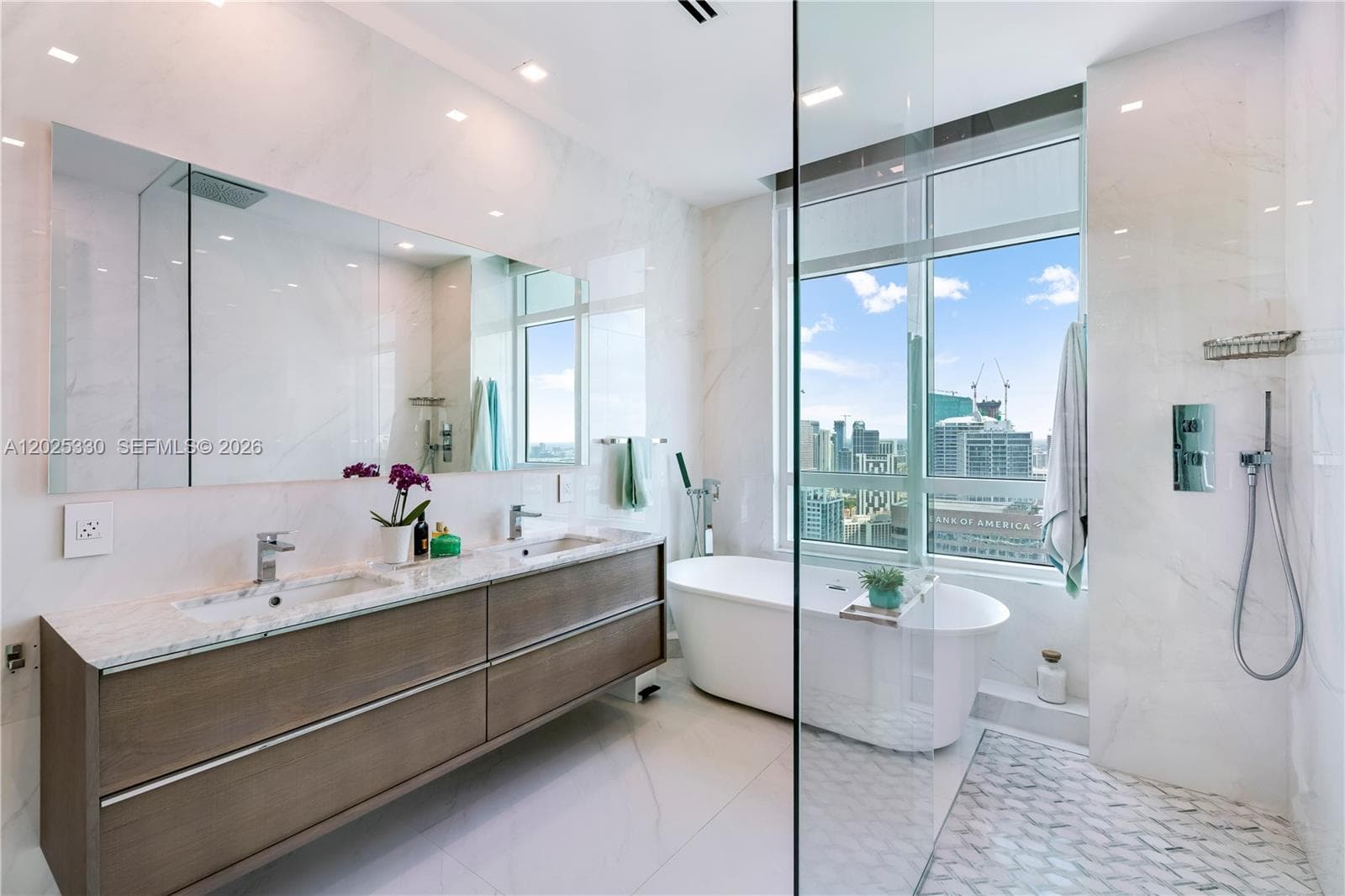 950 Brickell Bay Dr # 5210, Miami FL 33131 — 23