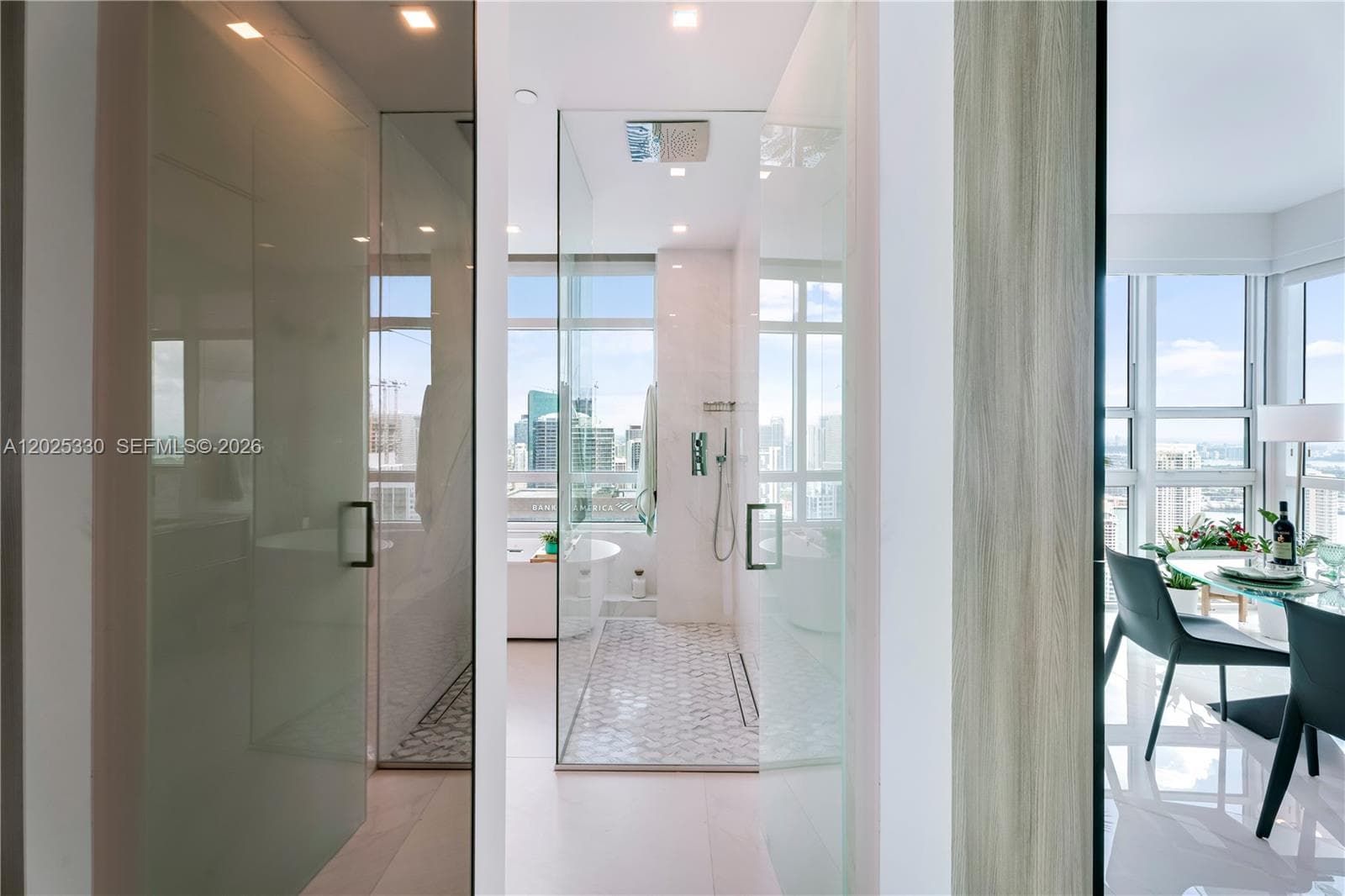 950 Brickell Bay Dr # 5210, Miami FL 33131 — 21