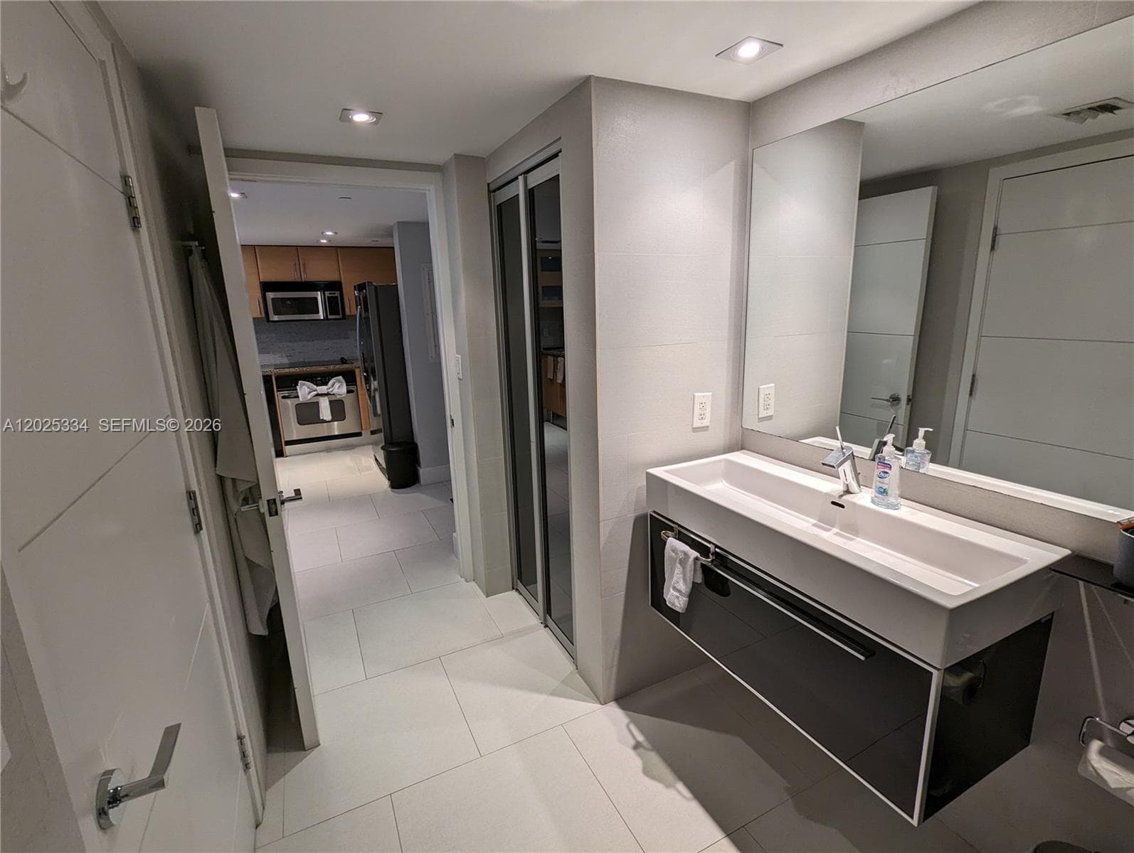 2101 Brickell Ave # 1104, Miami FL 33129 — 1