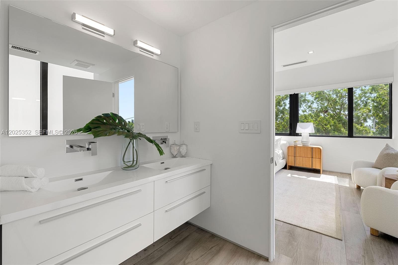 1525 Bay Rd, Miami Beach FL 33139 — 23