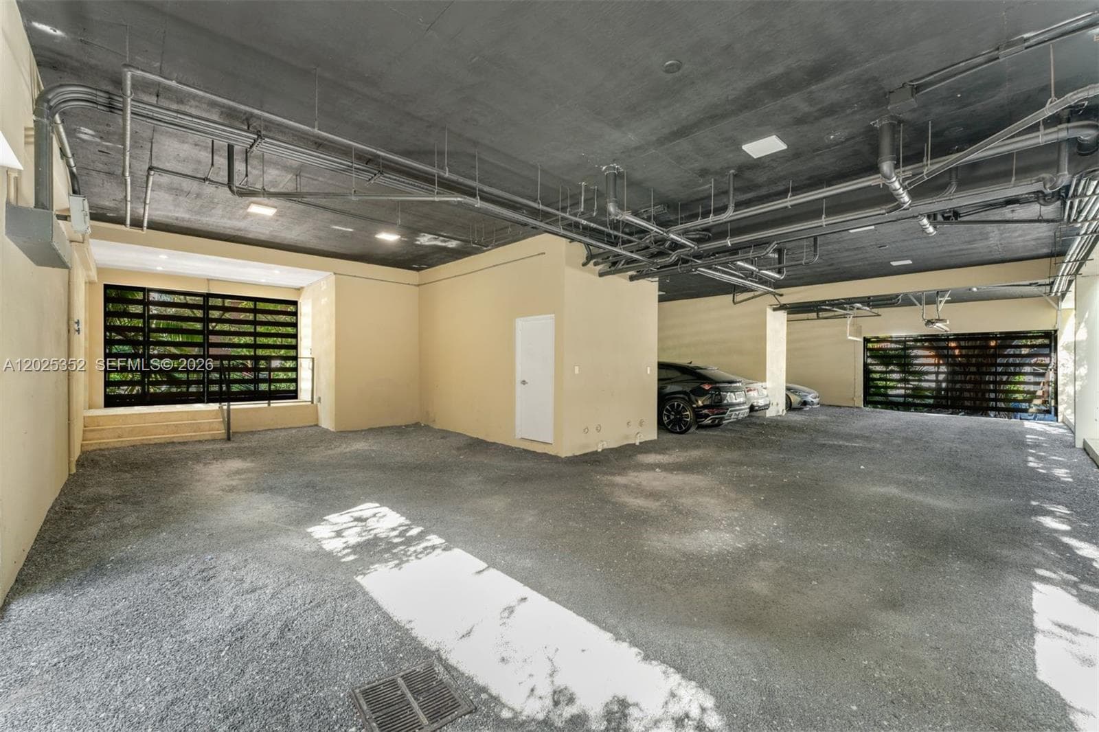 1525 Bay Rd, Miami Beach FL 33139 — 36