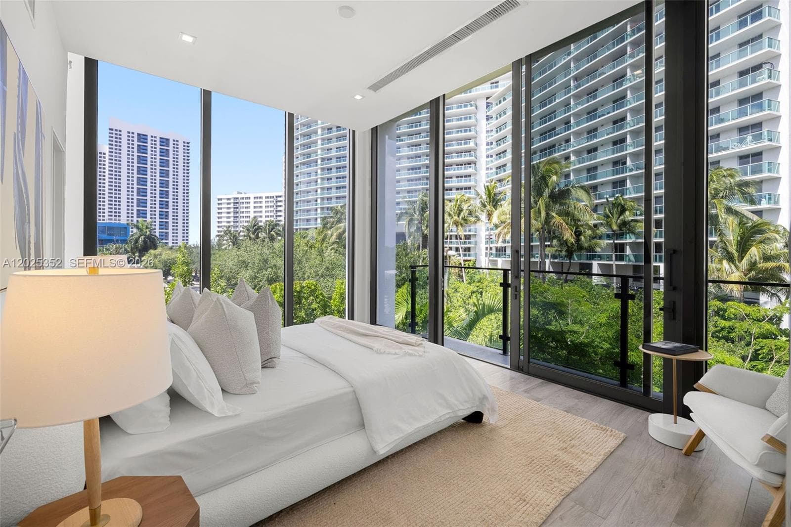 1525 Bay Rd, Miami Beach FL 33139 — 30