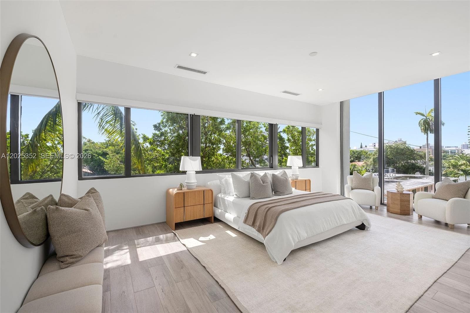 1525 Bay Rd, Miami Beach FL 33139 — 18