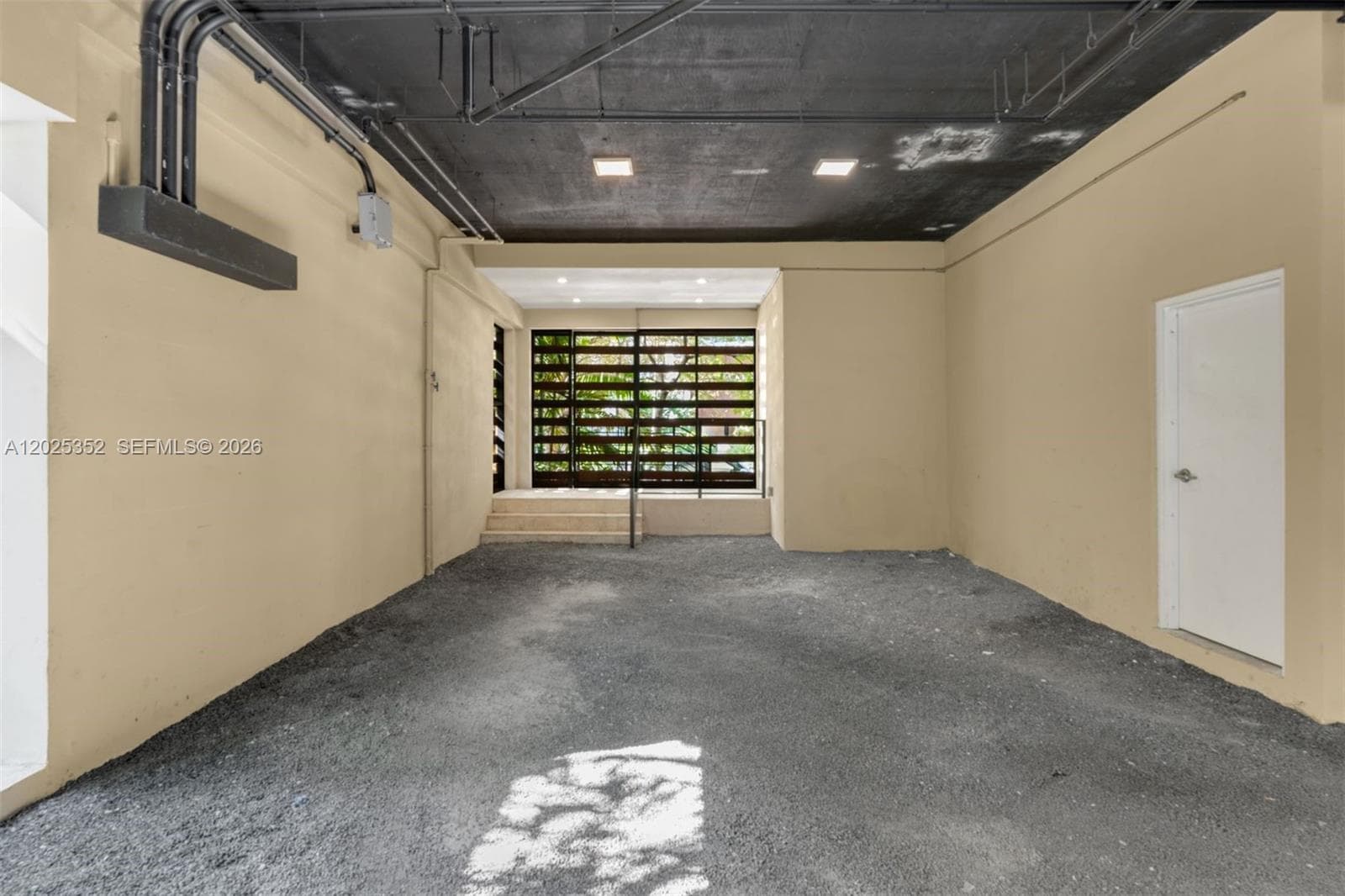 1525 Bay Rd, Miami Beach FL 33139 — 37