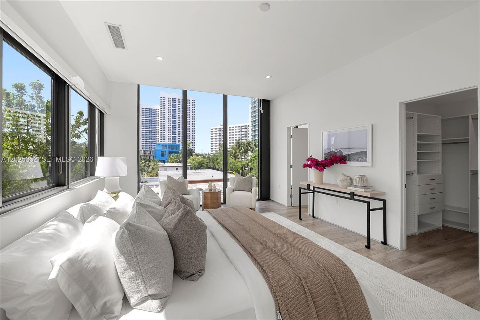 1525 Bay Rd, Miami Beach FL 33139 — 19