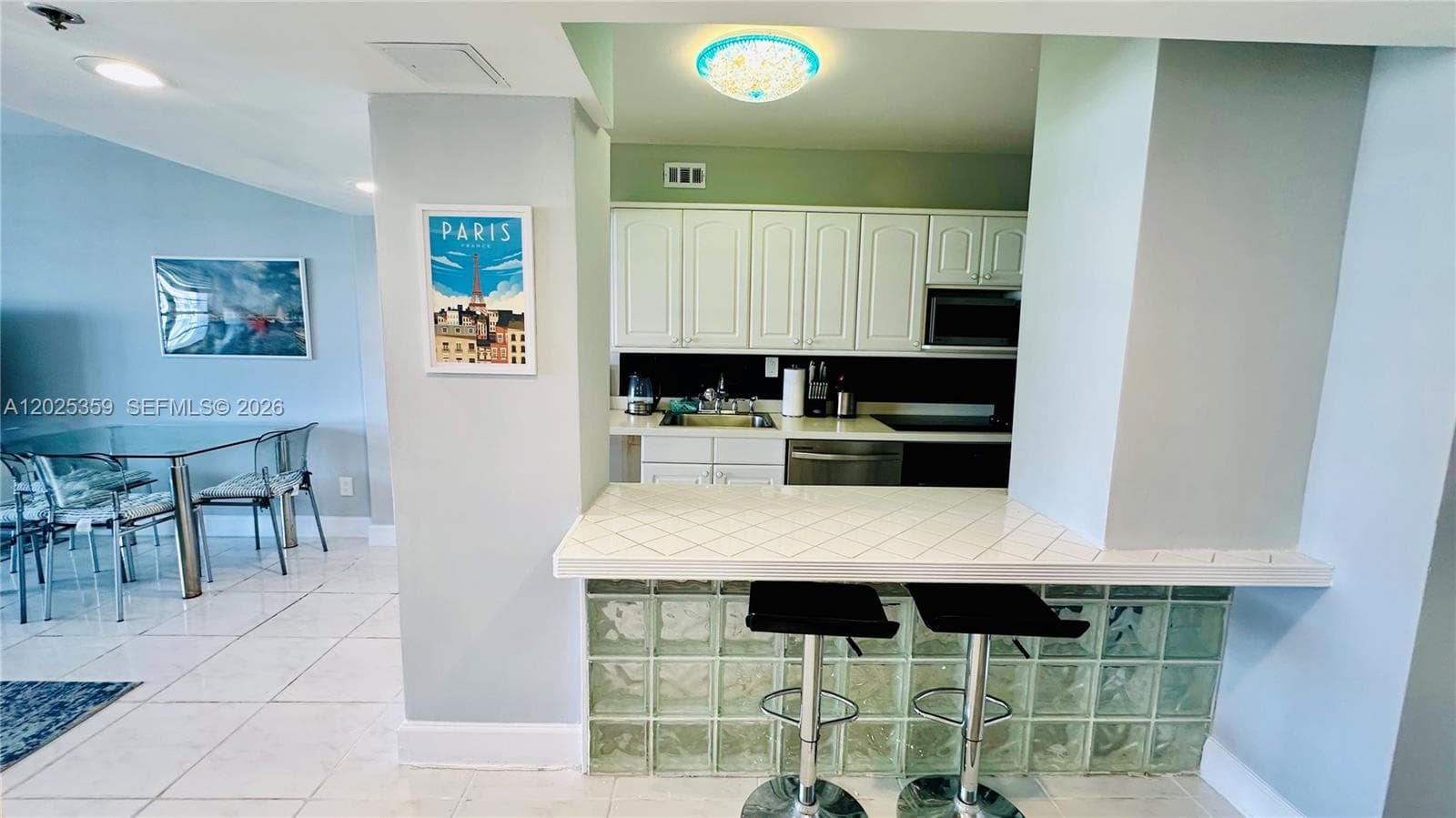 100 Lincoln Rd # 720, Miami Beach FL 33139 — 2