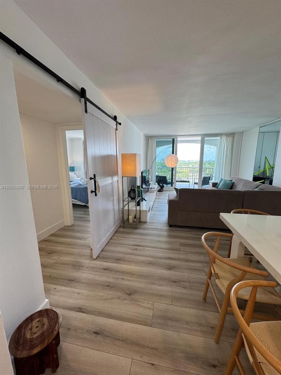 5401 Collins Ave # 920, Miami Beach FL 33140 — 20