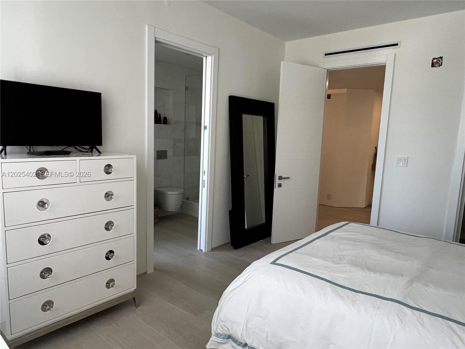 201 Crandon Blvd # 642, Key Biscayne FL 33149 — 36
